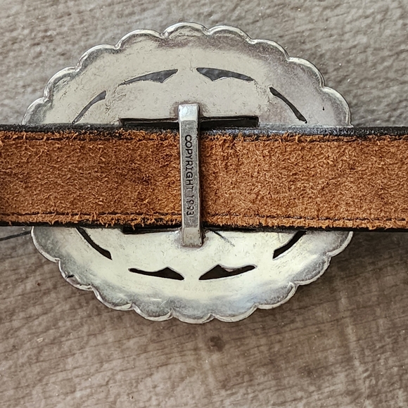 Brighton Brown Leather Sunflower Concho Belt - Picture 7 of 15